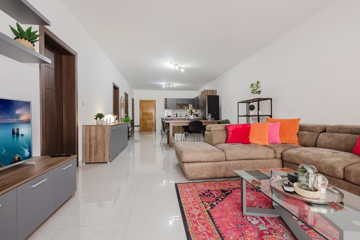 Apartment Manor Court-stunning Qawra 2bed By Homely *